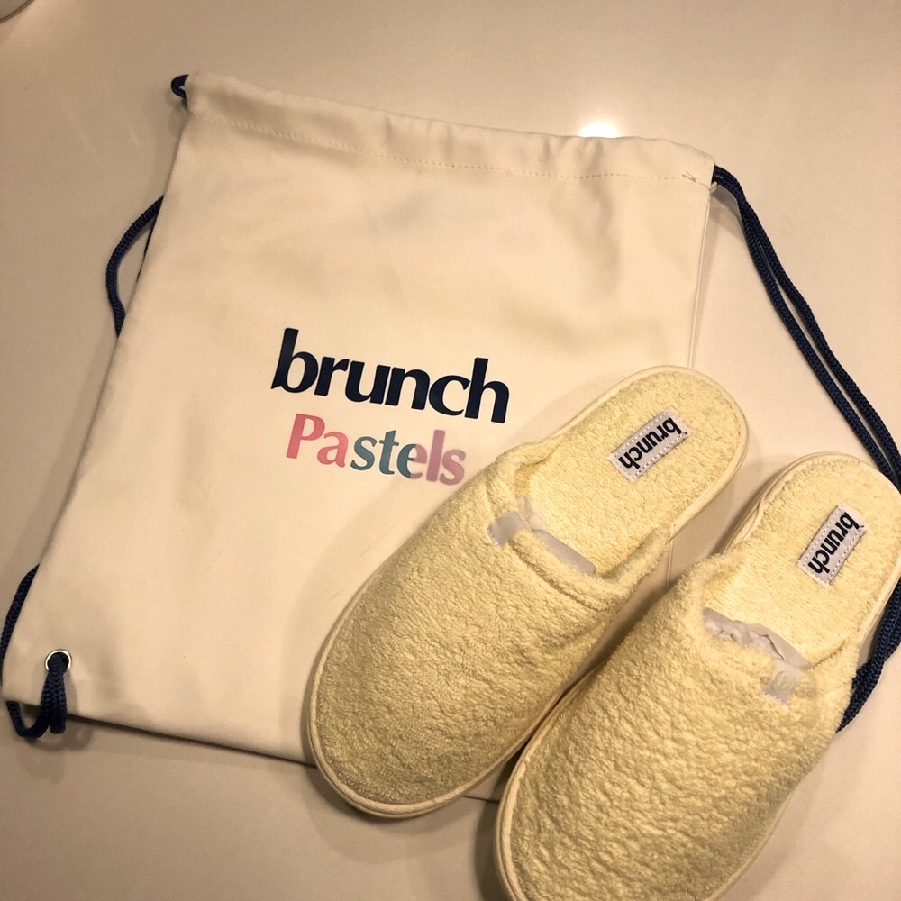 Brunch Pastels Slippers w/ Drawstring Bag